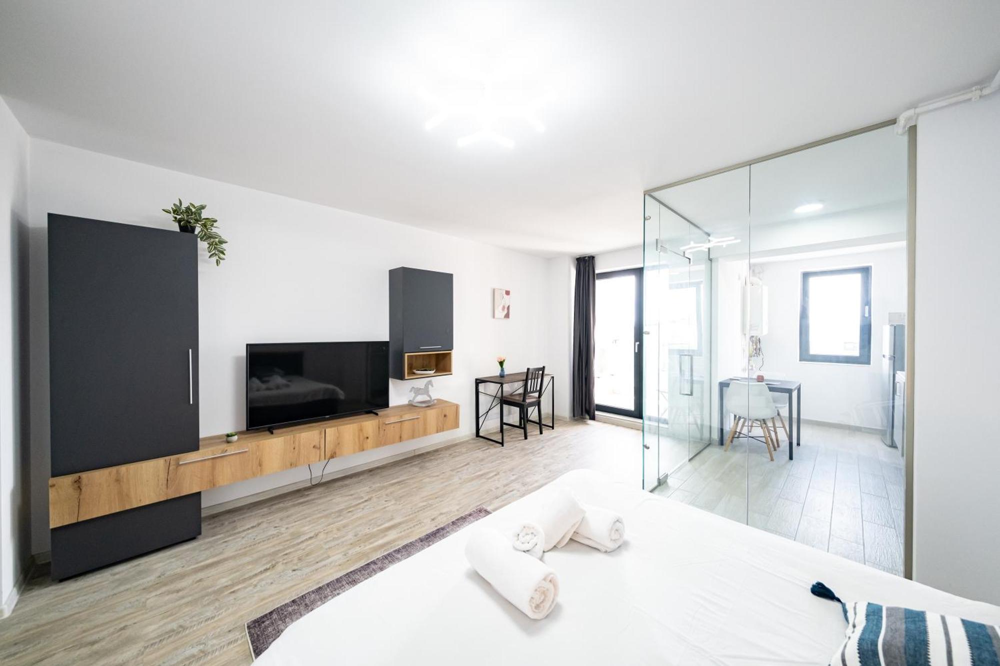 Yusuf Studio Nerva Traian Bucharest Luaran gambar