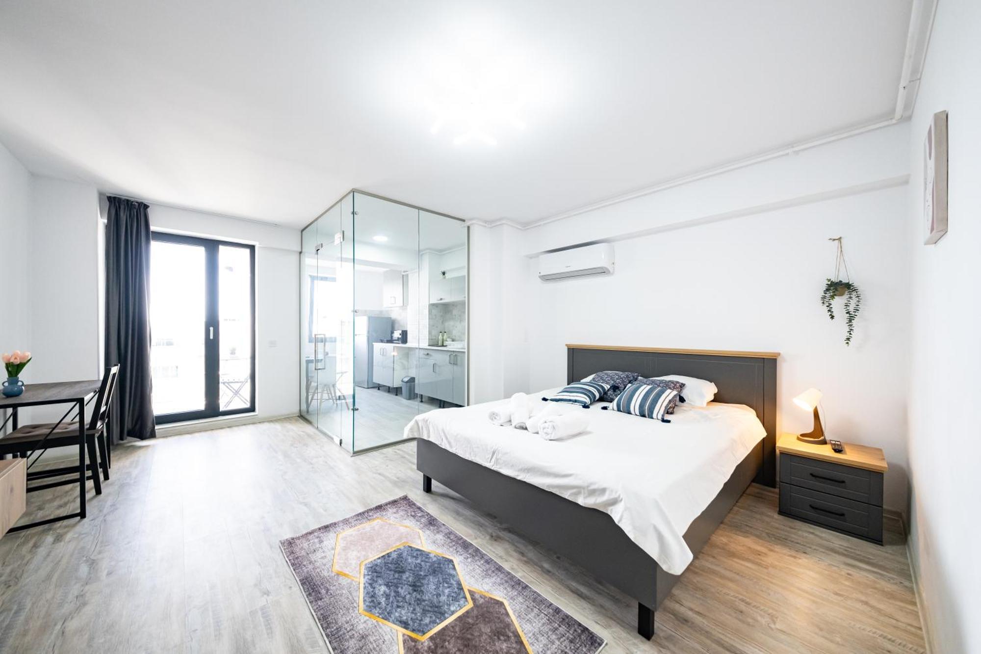 Yusuf Studio Nerva Traian Bucharest Luaran gambar